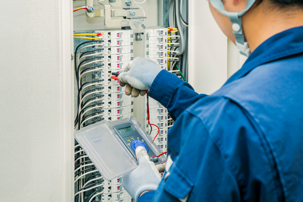 弱電・電気・消防設備の施工管理・施工